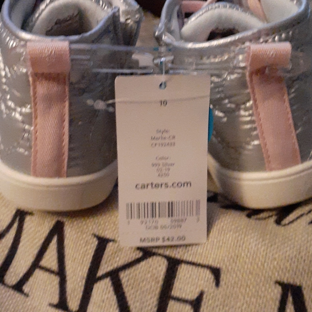 Shoes - Picture 4 of 7